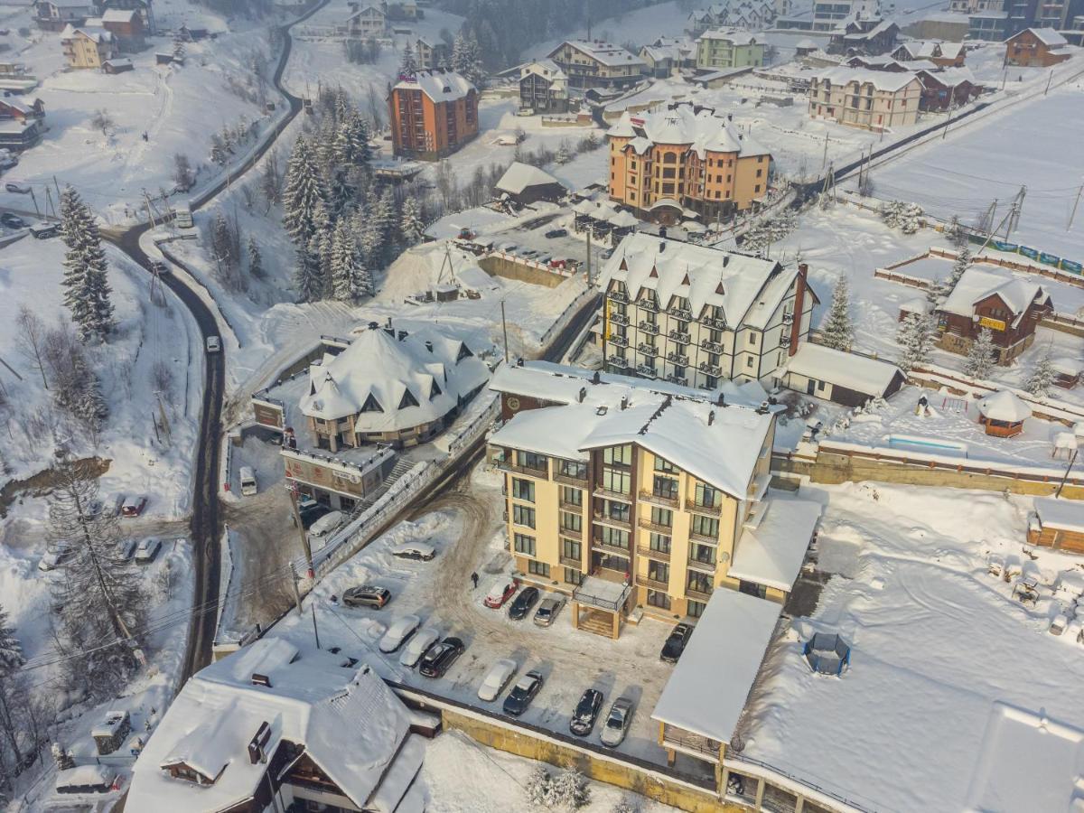 Gold Palace Wellness & 2* Bukovel